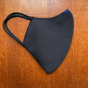 Rothy’s Black Face Mask